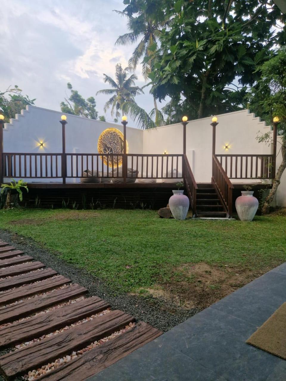 Thithi'S Palace Mirissa Exterior foto